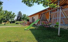studio avec terrasse au calme